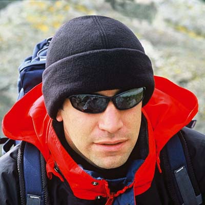 Fleece Skim?tze mit Vereinslogo bestickt
